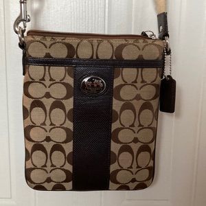 Brown/tan coach cross body bag. Small.